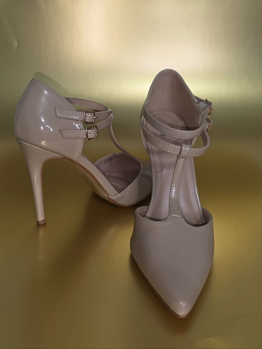 Womenβs Nude Patent T-Strap Pointed Toe High Heels